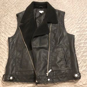 Vegan faux leather biker vest with shearling L